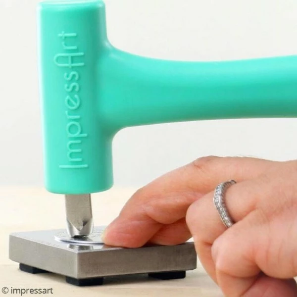 Acheter ✔️ ImpressArt Outils De Gravure ImpressArt Support Bloc En Acier Pour Gravure De Métal - 5 X 5 Cm (petit Modèle) 🌟 3 Acheter ✔️ ImpressArt Outils De Gravure ImpressArt Support Bloc En Acier Pour Gravure De Métal - 5 X 5 Cm (petit Modèle) 🌟 – Image 2